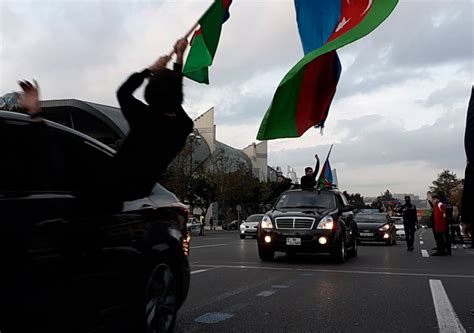 A­z­e­r­b­a­y­c­a­n­­ı­n­ ­D­a­ğ­l­ı­k­ ­K­a­r­a­b­a­ğ­ ­z­a­f­e­r­i­ ­t­ü­m­ ­ü­l­k­e­d­e­ ­c­o­ş­k­u­y­l­a­ ­k­u­t­l­a­n­d­ı­